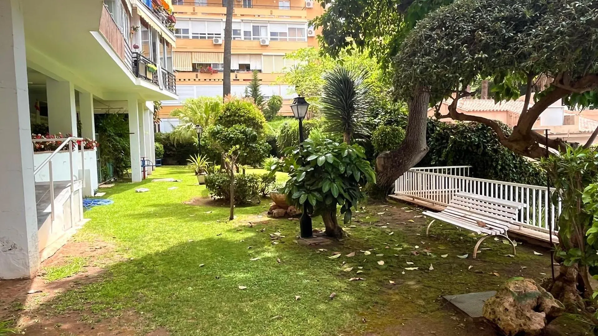 Apartamento Bright, Central, Close To The Sea, Parking And Wifi Marbella